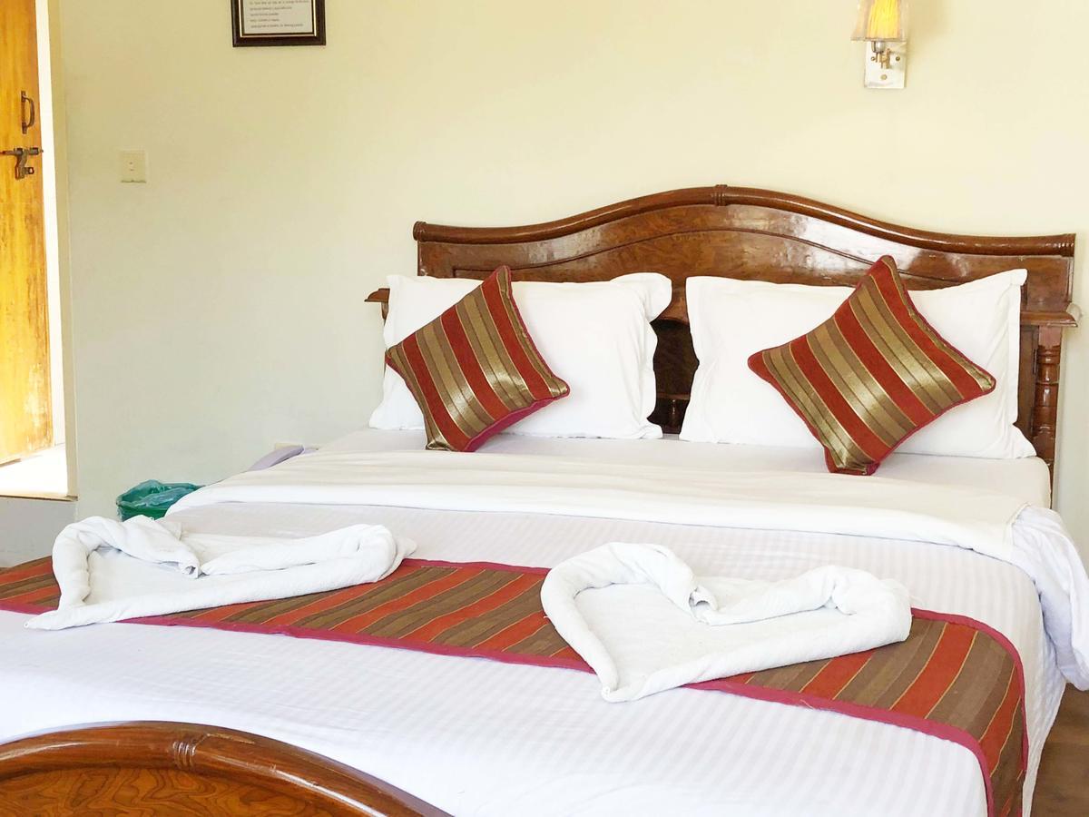Hotel Grand Holiday Pokhara Exterior foto