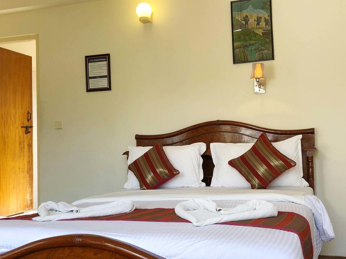 Hotel Grand Holiday Pokhara Exterior foto
