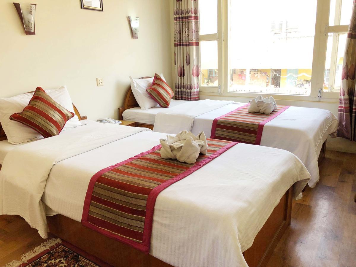 Hotel Grand Holiday Pokhara Exterior foto