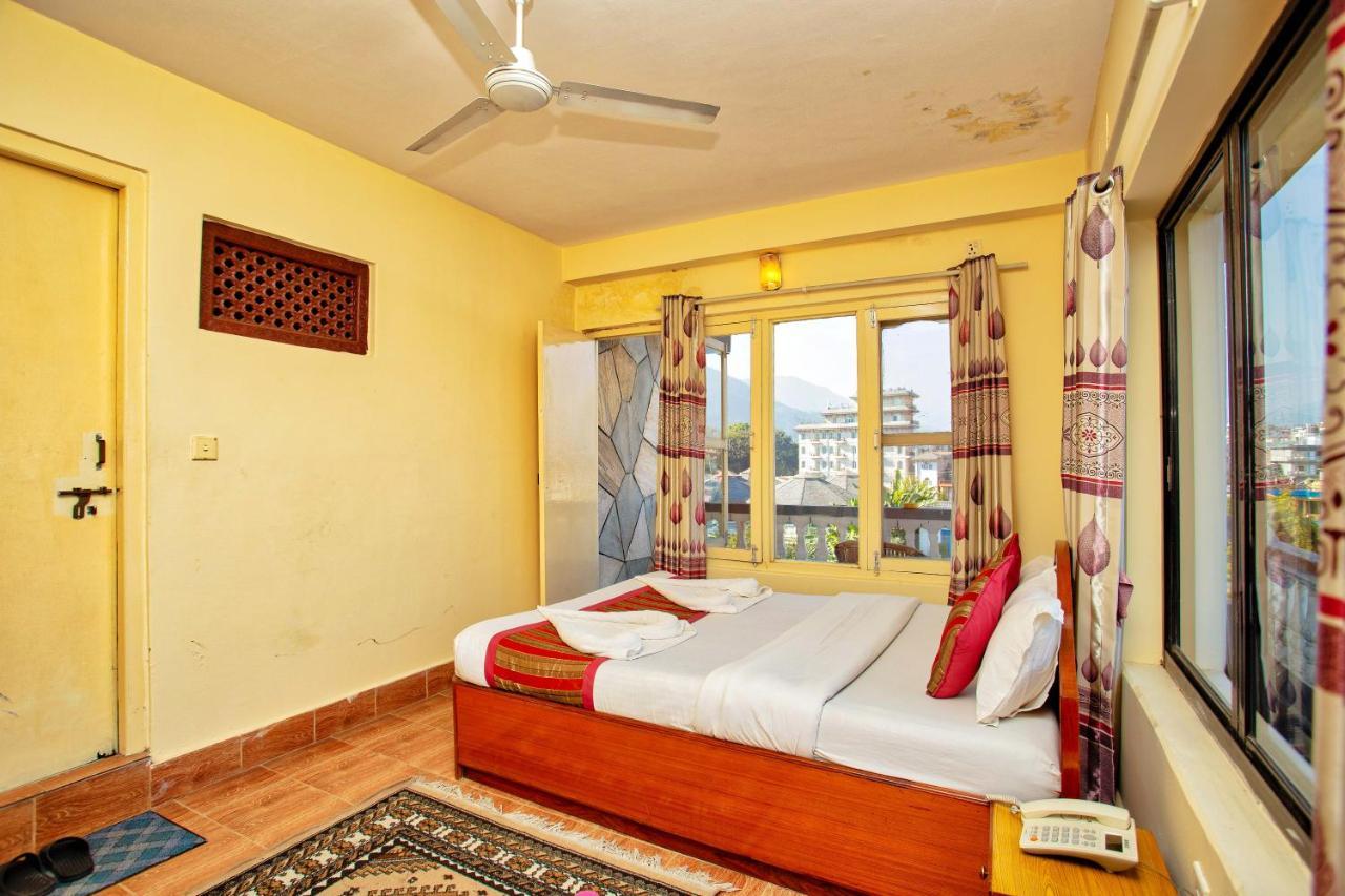 Hotel Grand Holiday Pokhara Exterior foto