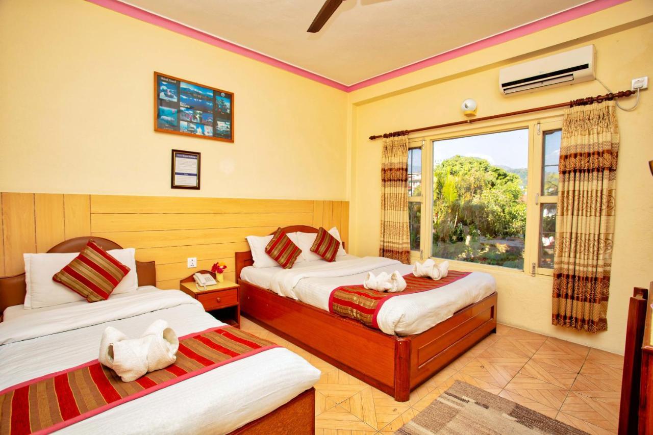 Hotel Grand Holiday Pokhara Exterior foto