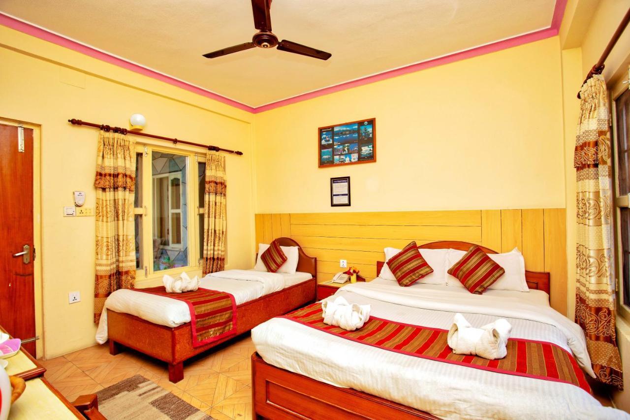 Hotel Grand Holiday Pokhara Exterior foto